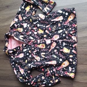 Nick And Nora popping bottles pj top xl